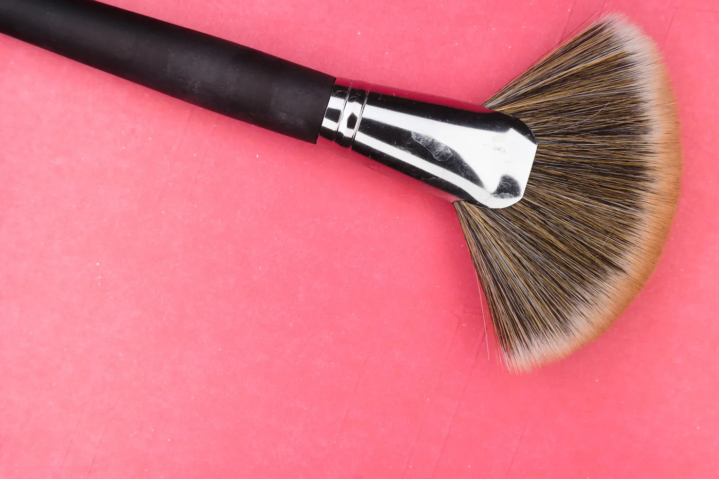 Das perfekte Make-Up für Hochzeitsgäste