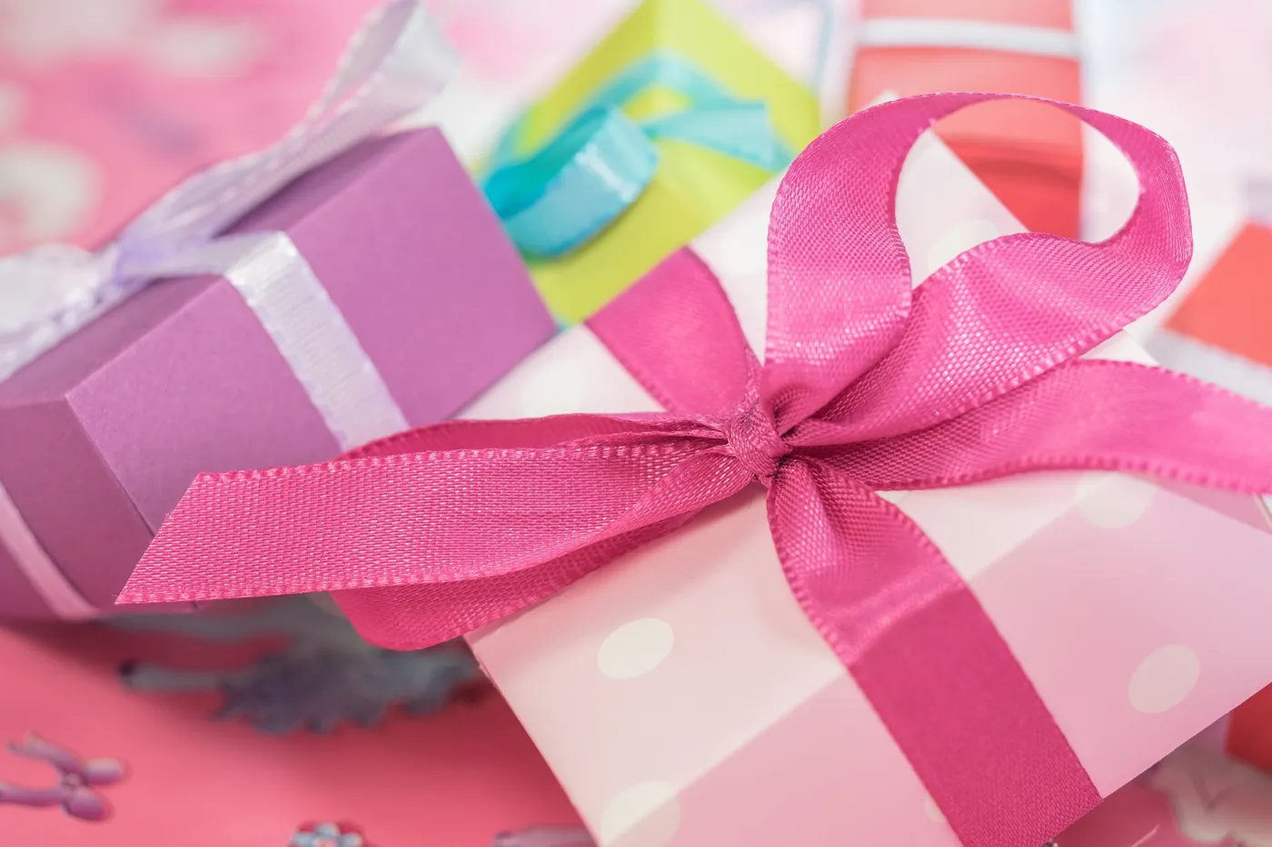 Unvergessliche Geschenke: Die perfekten Hochzeitsgeschenke aussuchen!