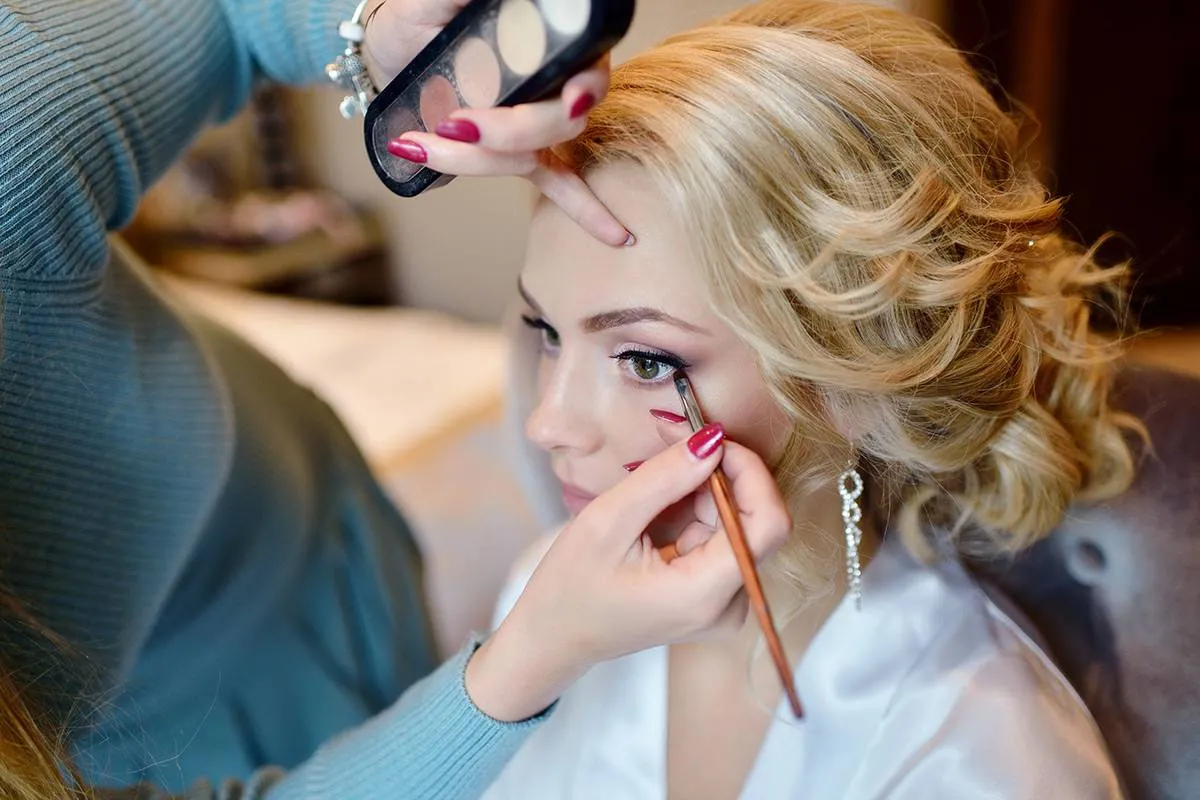 Make-up für die Braut